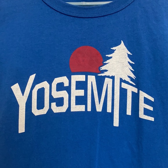 Urban Outfitters Truly Madly Deeply Yosemite - Picture 2 of 4